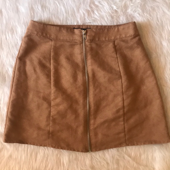 Forever 21 Dresses & Skirts - Women’s Forever 21 Tan Suede Front Zip Skirt